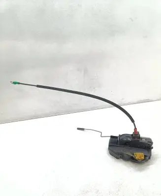 Opel Zafira C Rear door lock