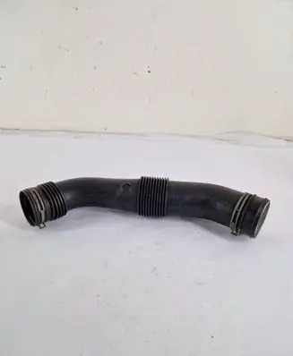 Volkswagen Touareg I Intercooler air channel guide 7L6128684A