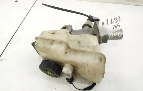 Mercedes-Benz ML W164 Master brake cylinder 26415600064 26.4156-00064