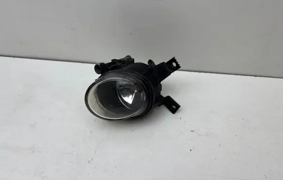Audi A4 S4 B7 8E 8H Front fog light 8E0941700C