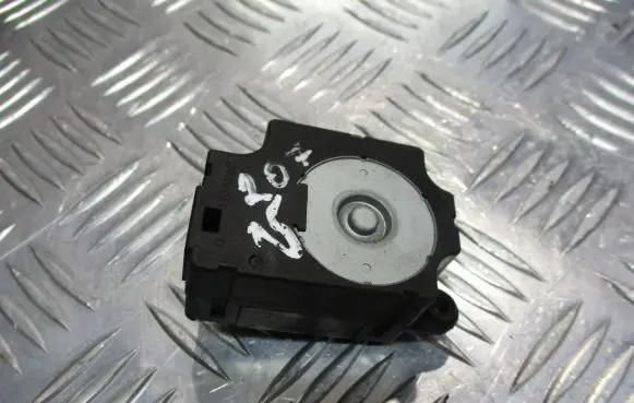 Peugeot 207 Central body control module T1006419G