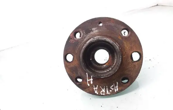 Opel Astra H Front wheel hub