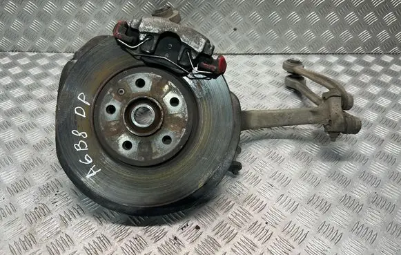 Audi A4 S4 B8 8K Front wheel hub spindle knuckle 