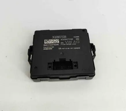 Volkswagen Golf VII Light module LCM 3Q0907338