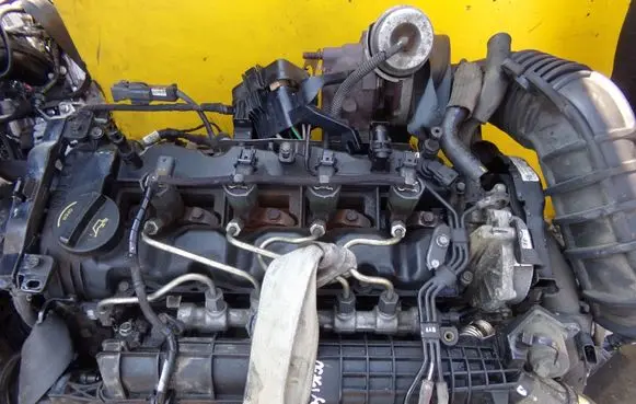KIA Carens III Fuel injector 0445110411 31SP50