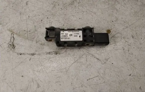 Audi A4 S4 B6 8E 8H Airbag deployment crash/impact sensor 8E0959651 02313043G0ER 171000