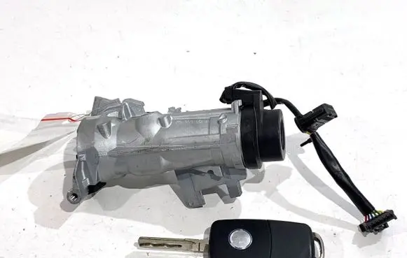 Volkswagen Golf V Ignition lock 1K0905851B