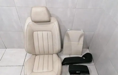 Mercedes-Benz C W204 Seat set A2189100546