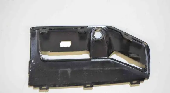 BMW 7 G70 Front bumper lower grill 8083177 51118083177
