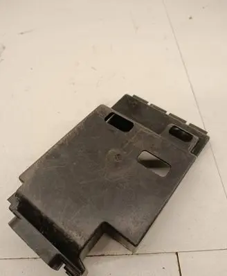 Mercedes-Benz ML W166 Fuse box cover A1665400080