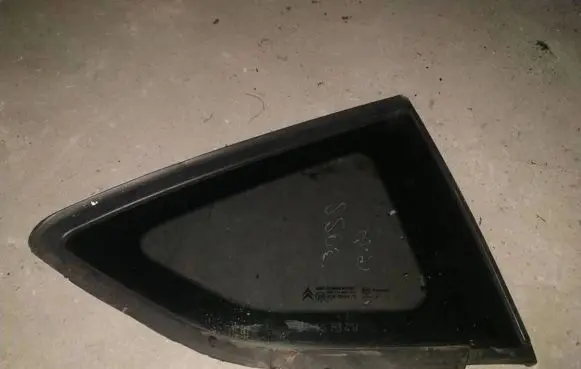 Citroen C5 Rear side window