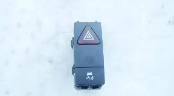 Mercedes-Benz E W212 Hazard light switch 2129051300 0912000815 33692802