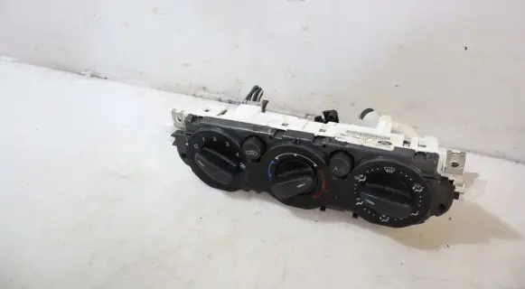 Ford Focus Interior fan control switch 