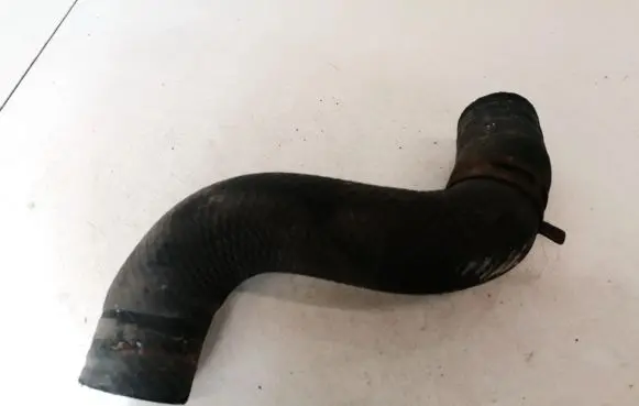 Toyota Avensis Verso Engine coolant pipe/hose