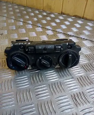 Volkswagen Golf V Climate control unit