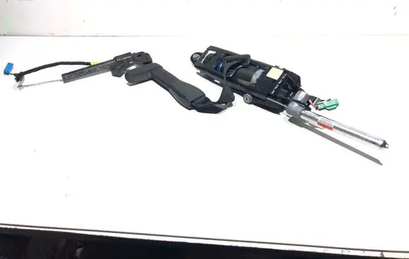 Volvo XC60 Front seatbelt 6261914323 5261914