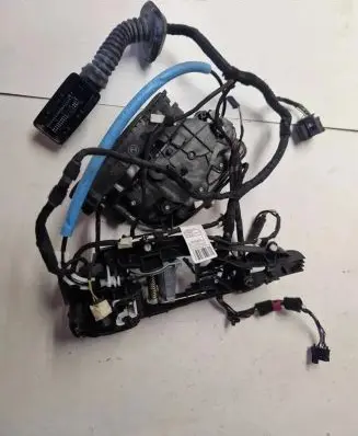 BMW X5 F15 Front door lock 7362791 18427810
