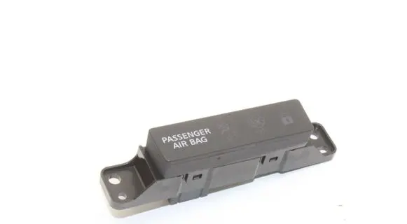 Nissan X-Trail T33 Passenger airbag on/off switch 