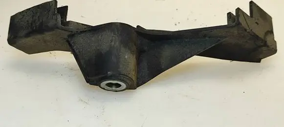 Other engine bay part