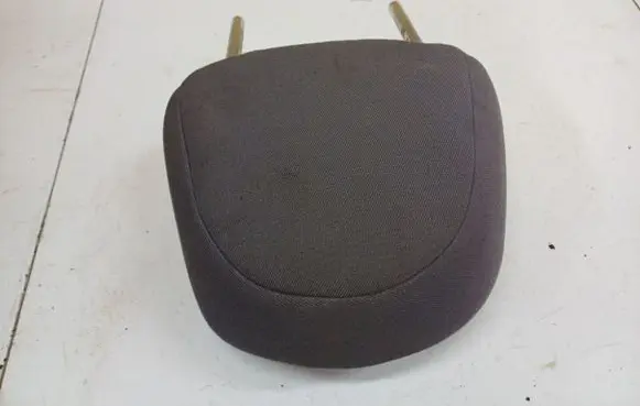 Nissan Primera Front seat headrest 