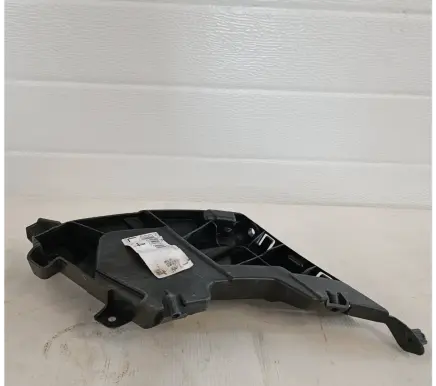 Audi A7 S7 4G Front bumper mounting bracket 4G8807283C