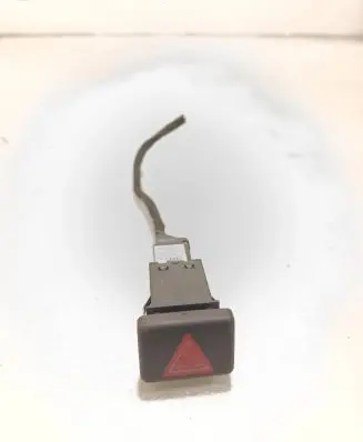 Audi A4 S4 B7 8E 8H Hazard light switch 8E0941509