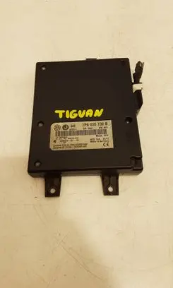 Volkswagen Tiguan Bluetooth control unit module 7P6035730B