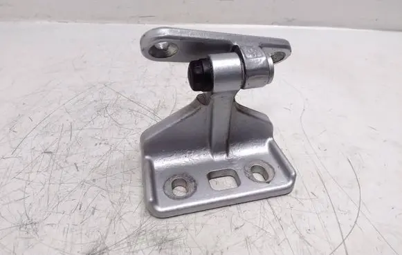 Mercedes-Benz CLS C219 Rear door upper hinge