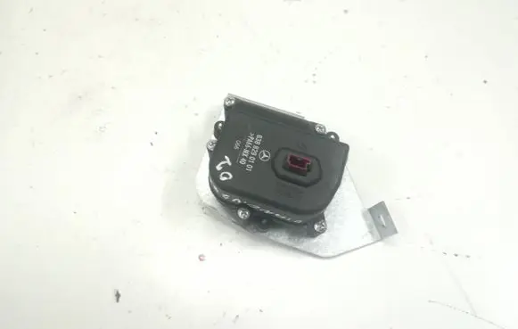Mercedes-Benz Vito Viano W638 Vent window/glass motor 6388290101