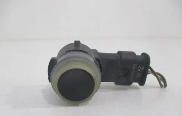 Mercedes-Benz E C207 W207 Parking PDC sensor A0009051202