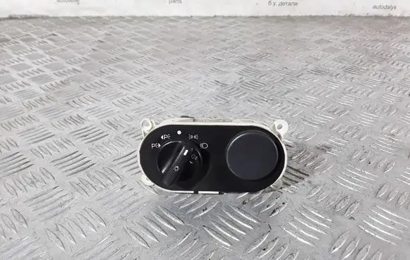 Ford Mondeo MK I Light switch 93BB13K196EC