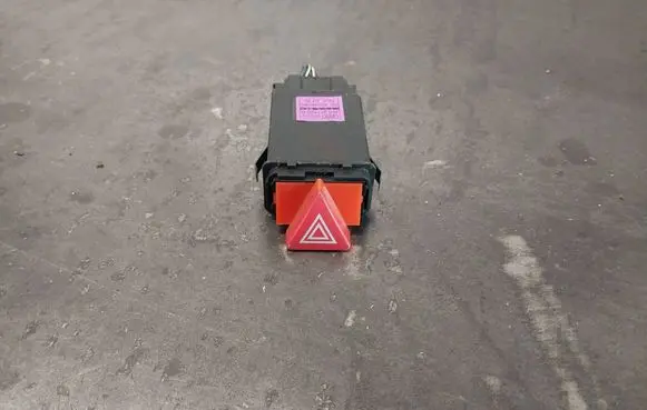 Hazard light switch