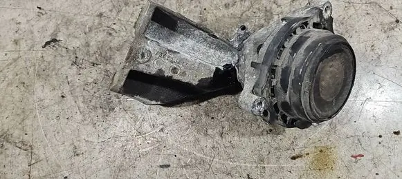 BMW 1 F20 F21 Engine mount bracket 6854252 260413 73681310DE