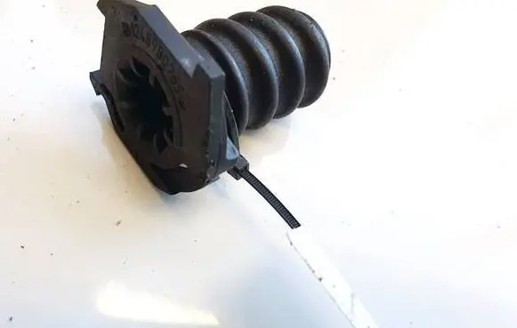 Mercedes-Benz E W211 Spare wheel bolt 1248980765