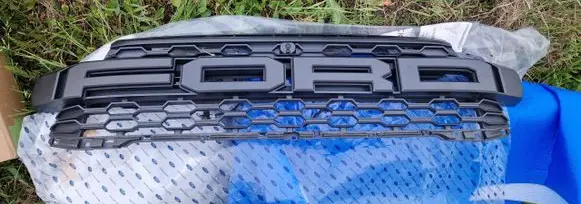 Ford Ranger IV Front bumper upper radiator grill N1WB-8350-F
