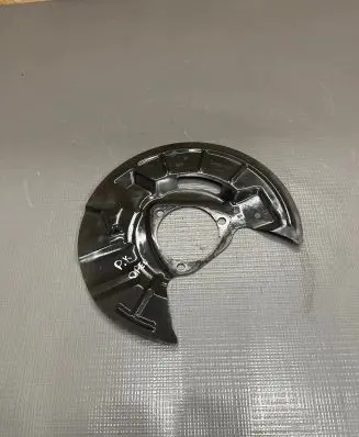 Opel Insignia B Front brake disc dust cover plate 22921537