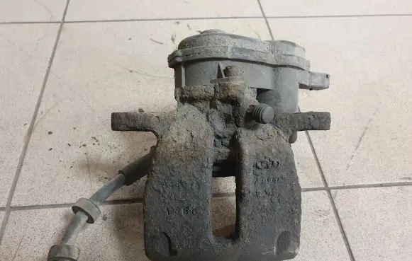 Audi A4 S4 B8 8K Rear brake caliper