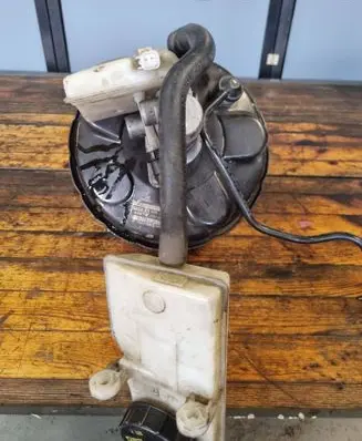 Ford S-MAX Brake booster 6G912B195PD