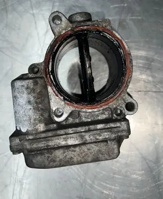 Hyundai Sonata Throttle body valve 5070 060617