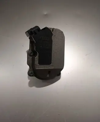 Audi A8 S8 D3 4E Intake manifold valve actuator/motor 057129086L A2C53308514 1019812S01