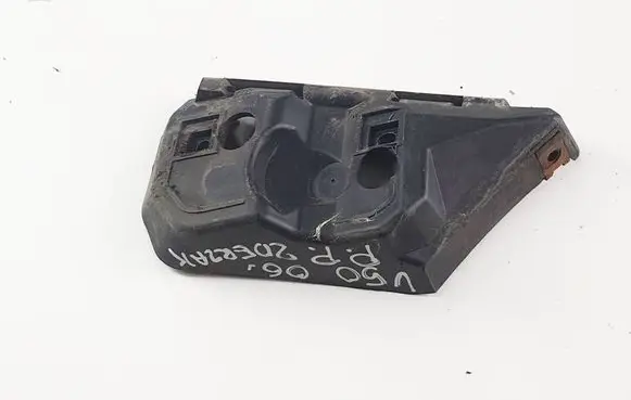 Volvo V50 Front bumper mounting bracket 30655875