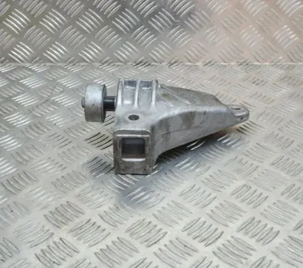 BMW 5 F10 F11 Engine mounting bracket 6777605 13992010