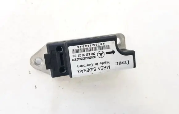 Mercedes-Benz E W210 Airbag deployment crash/impact sensor 0008209926 0003963532040333