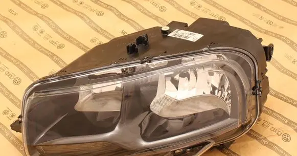 Citroen C4 Cactus Headlight/headlamp 90063238 9800901380