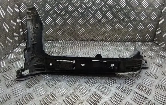 Volkswagen Multivan T5 Rear bumper mounting bracket 7H0807394C