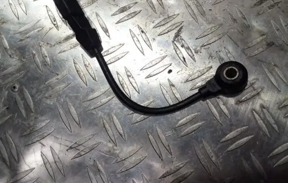 Detonation knock sensor