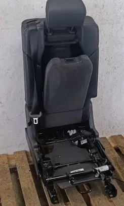 Audi Q7 4M Rear seat 