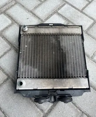 BMW 6 F12 F13 Coolant radiator 7805630 P3253002