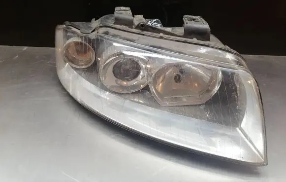 Audi A4 S4 B6 8E 8H Headlight/headlamp 8E0941030H