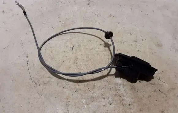 Volvo XC60 Engine bonnet/hood lock release cable 31479594